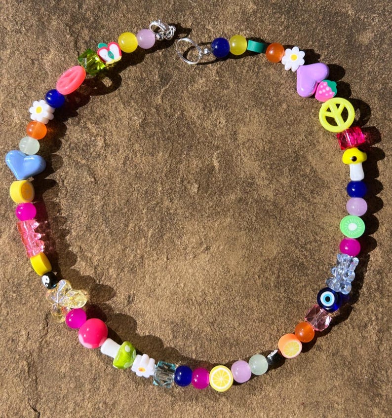 collar desigual; collar de cuentas; collar grueso; collar de moda; collar de cuentas; collar colorido; collar de cuentas mixtas; collar alegre imagen 3