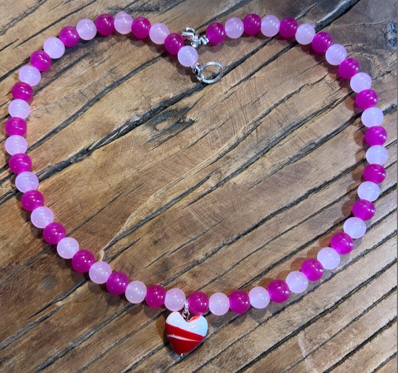 Pink bead necklace; red and pink necklace; heart necklace; red heart necklace; trending necklace; viral necklace; heart bead necklace; heart image 9