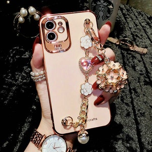 Retro Luxury Amber Leopard Print Wrist Chain Phone Case For iPhone