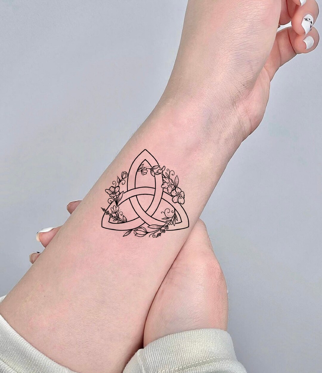 Pack of 3 Triquetra Temporary Tattoo, Trinity Knot Fake Tattoo, Black