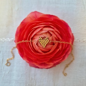 14k gold-filled bracelet with heart •Heart pendant •Miyuki beads •High-quality bracelet •Gift idea for your loved ones •Women&#39;s Day