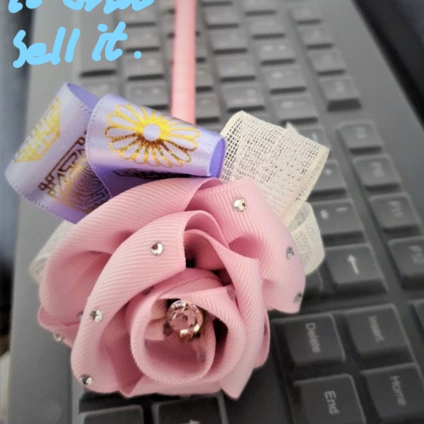 rose flower ballpoint pen  birthday celebrations      graduation       Handmade       Flower Cubic Ball Point Pen   Shipping Product