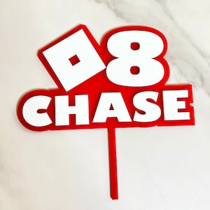 Roblox Cake topper up close
