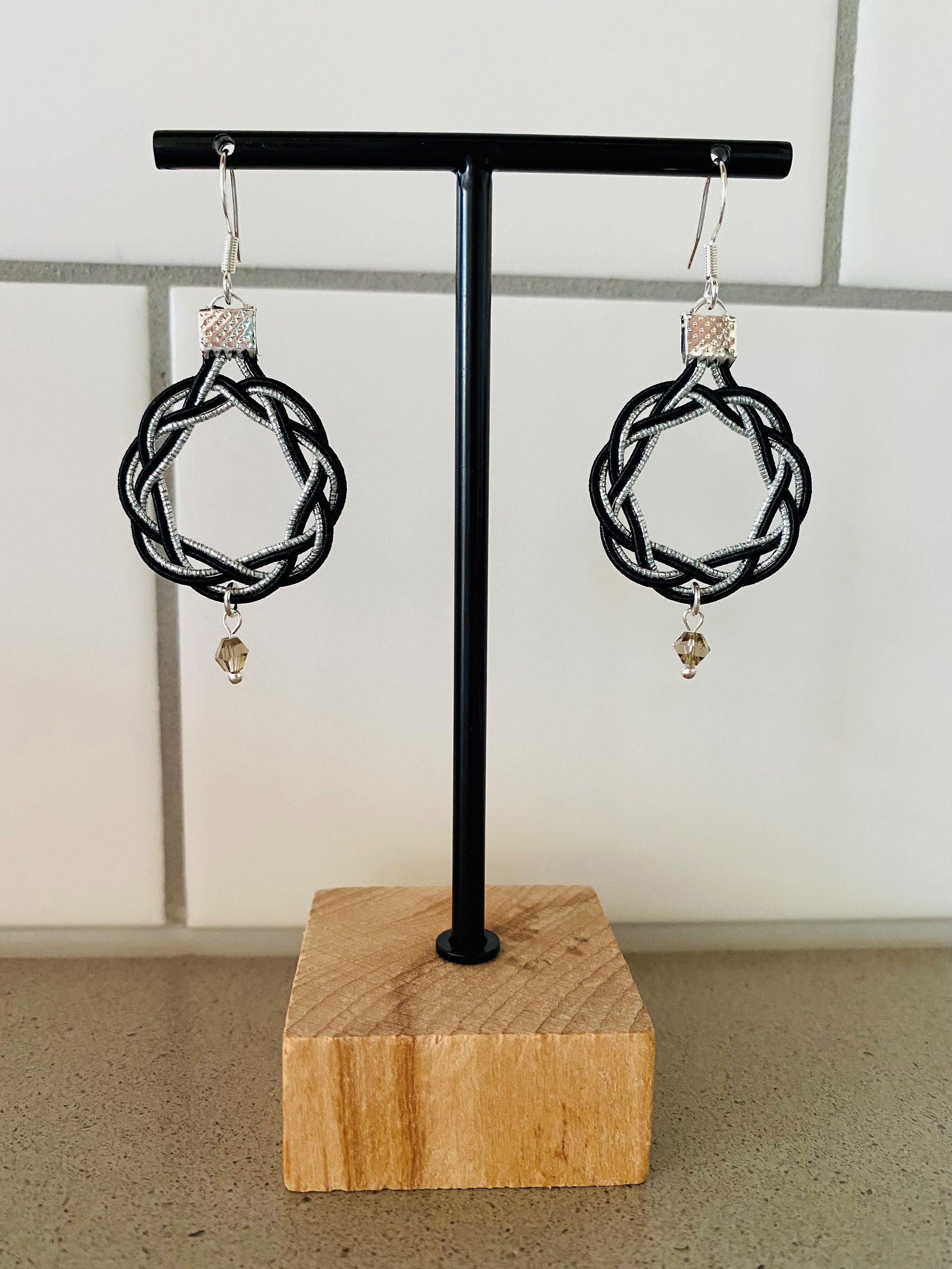 MOKUZAI Mini Foxglove Earrings