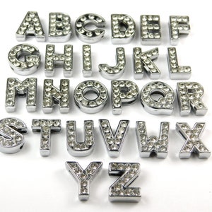 52Pcs Silicone Letter Beads 12mm A-Z Even And Accurate Square Letters Beads  Cubic Alphabet Beads For Bracelet Tethers Key Chains Necklace Lanyards DIY