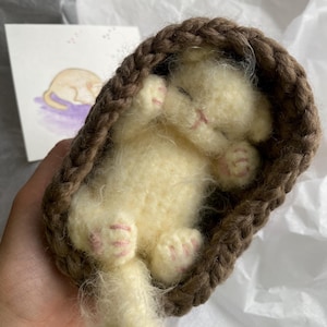 Newborn Mini Kitten Sleeping Fluffy Creamy Toy. Realistic Cat in the basket|crib. Crochet Handmade Gift for Toddlers.