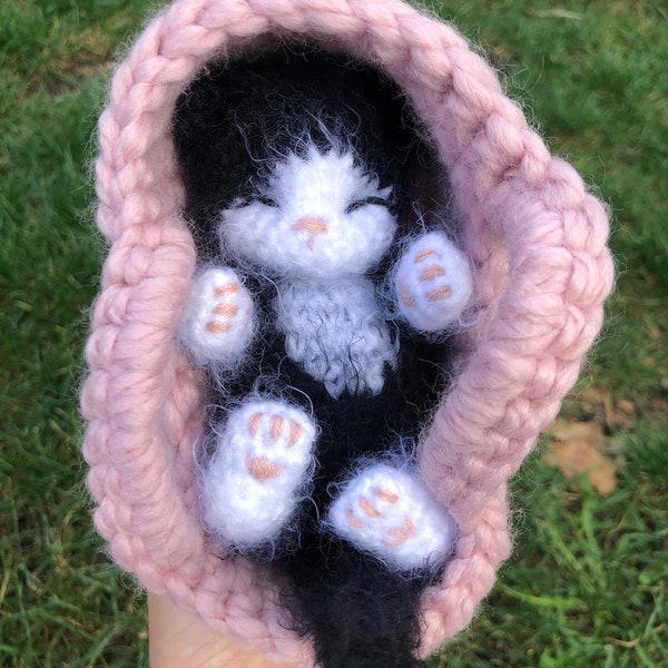 Sleeping Kitten Fluffy Black White toy with collar. Realistic Newborn Cat in the pink basket|crib. Crochet Handmade Gift for Toddlers.