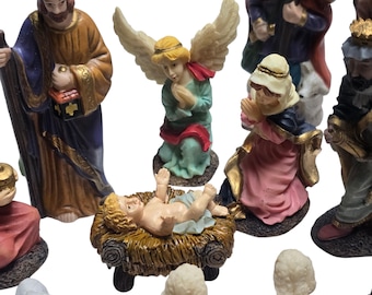 Crèche Ancienne Devineau – 8 Sujets – Décoration Vintage
