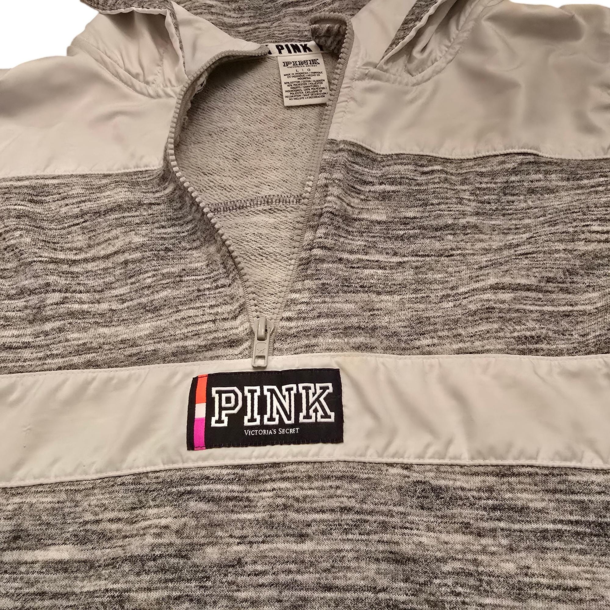 ヴィクトリアズ・シークレット PINK クォータージップ パーカー 
