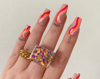 Retro Pink Orange Wavy PRESS ON NAILS | 70s Nails | Y2k Nails | Abstract Nails | Trendy Nails | Summer Nails