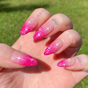 Cute Pink Sparkly Gel PRESS ON NAILS | Nail Art, Y2k Nails, girly nails, clean girl nails, trendy nails, airbrush, star nails, glitter nails