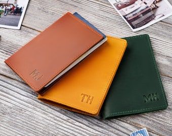 Leder Passhülle - Personalisierte Reisepasshülle - Reise-Accessoire - Individuelle Passtasche - Geschenk für Ihn