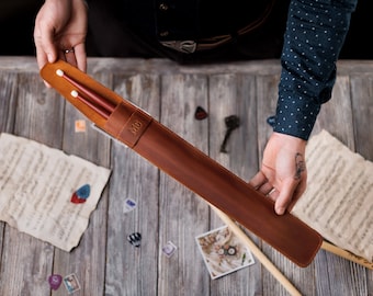Gepersonaliseerde drumstickhouder - leren drumsticktas met reliëf - drumaccessoires - cadeau voor muzikant - cadeaus drummer