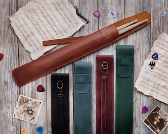 Gepersonaliseerde drumstickhouder - leren drumsticktas met reliëf - drumaccessoires - cadeau voor muzikant - cadeaus drummer