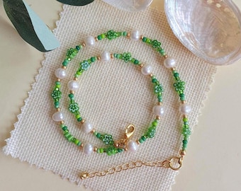 Millefiori necklace: freshwater pearls and beads - Green beaded necklace for women - Pearl beaded necklace