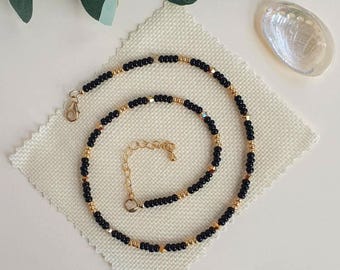 Elegant black and gold beaded necklace - dainty 4mm glass seed beads - handmade