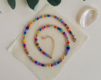 Handmade colourful necklace: 4mm glass beads mixed colours with touches of gold - Multicoloured beaded necklace