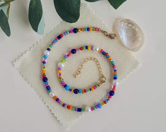 Colourful necklace: freshwater pearls and tiny glass beads - Seed bead necklace multicoloured - Funky necklace handmade