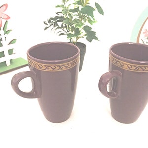 Lot de 2 mugs violet, bande dorée vintage image 1