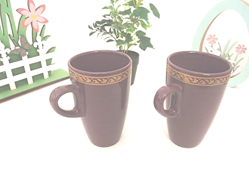 Lot de 2 mugs violet, bande dorée vintage image 1