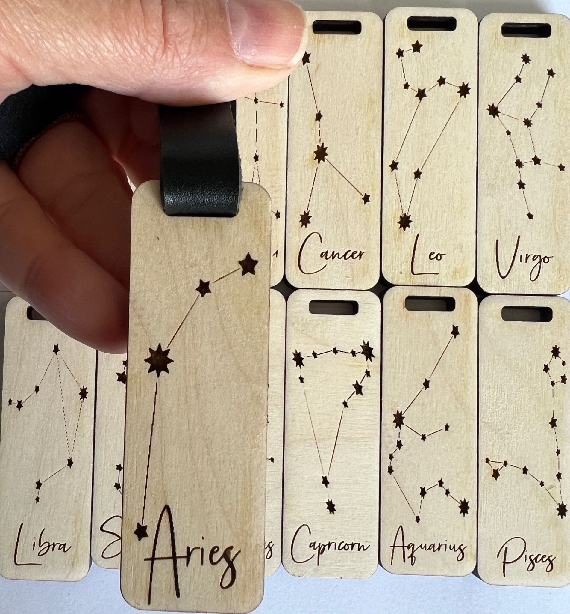 Zodiac Constellation Keychain SVG FILE - Etsy