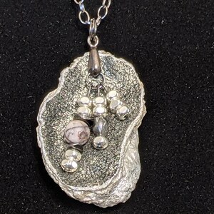 Pendant Necklace Shell, silver leaf, freshwater pearl, reversible.