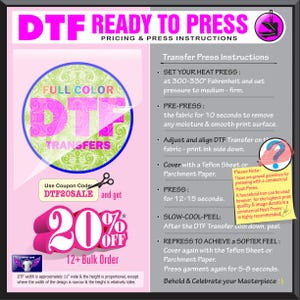 Puede incluir: Un gr&aacute;fico rosa y morado con instrucciones para transferencias DTF (Directo a Pel&iacute;cula). La imagen incluye un c&oacute;digo de cup&oacute;n para un 20% de descuento en pedidos al por mayor, un dise&ntilde;o circular con "Full Color DTF Transfers" e instrucciones.