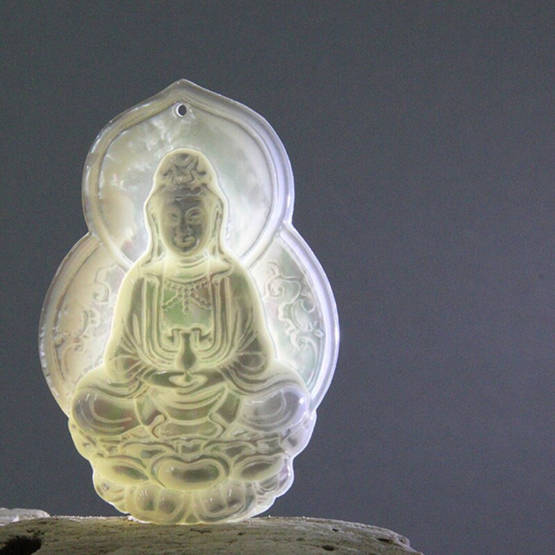 Kuan Yin Pendant Necklace Quan Yin Necklace Kwan Yin Buddha Shell