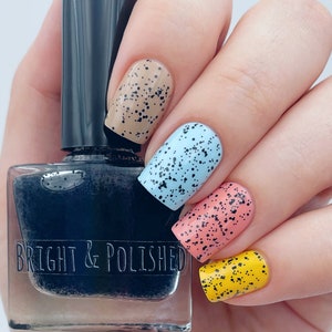 Black Dots Top Coat