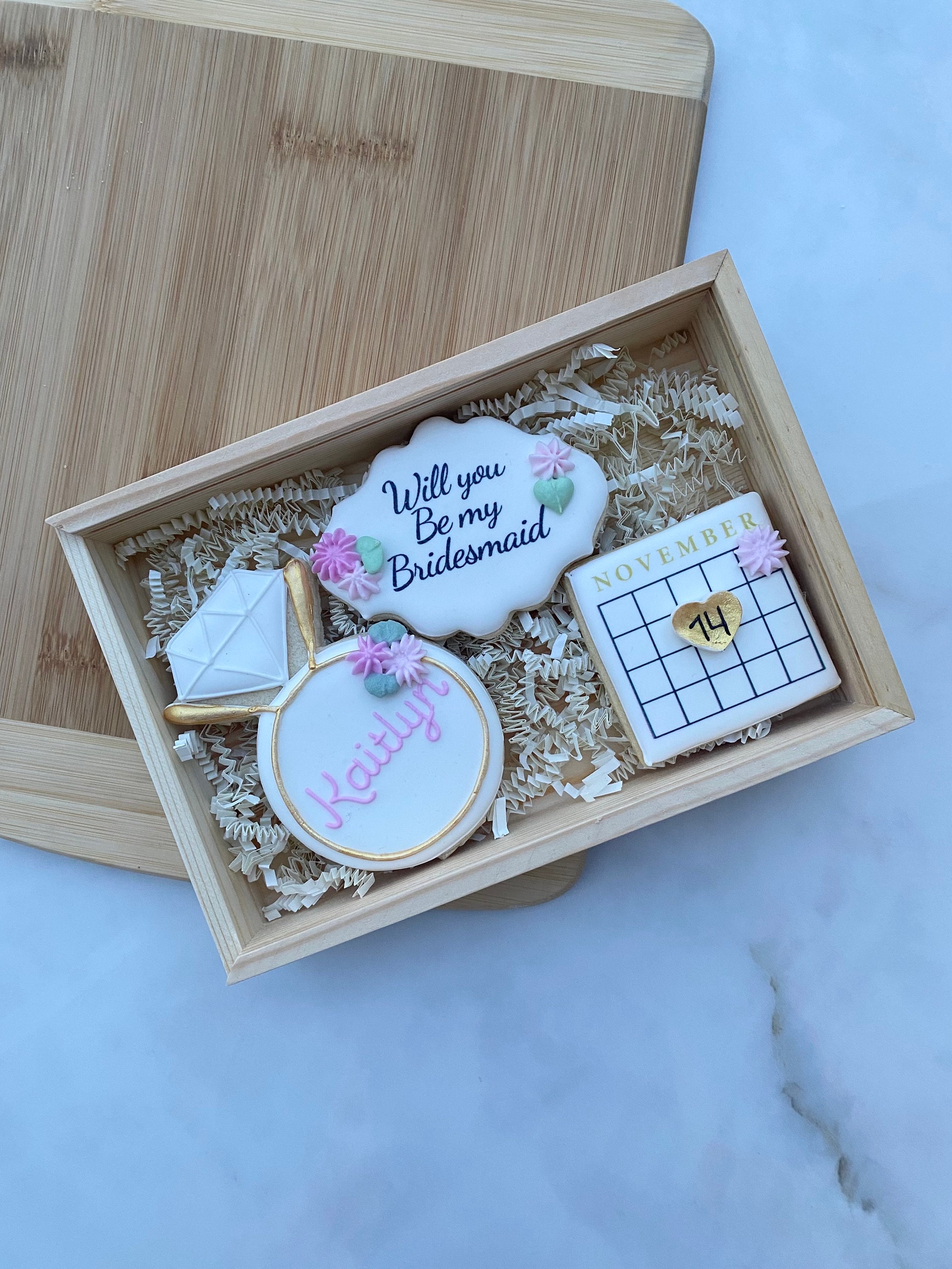 Bridesmaids proposal cookies in custom engraved wooden box/kosher cookies/Pink flowers/Printed bridesmaid cookie box/ bridesmaids cookies