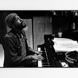 Marvin Gaye at the piano black&white poster, Greatest musicians wall art - 70s icons, Music poster