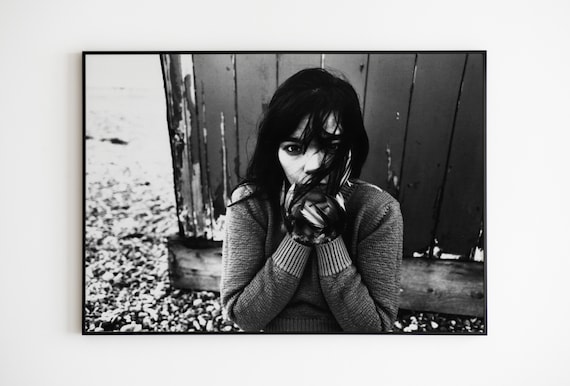 Björk Portrait Poster: Minimalist Black & White Music Print - Etsy