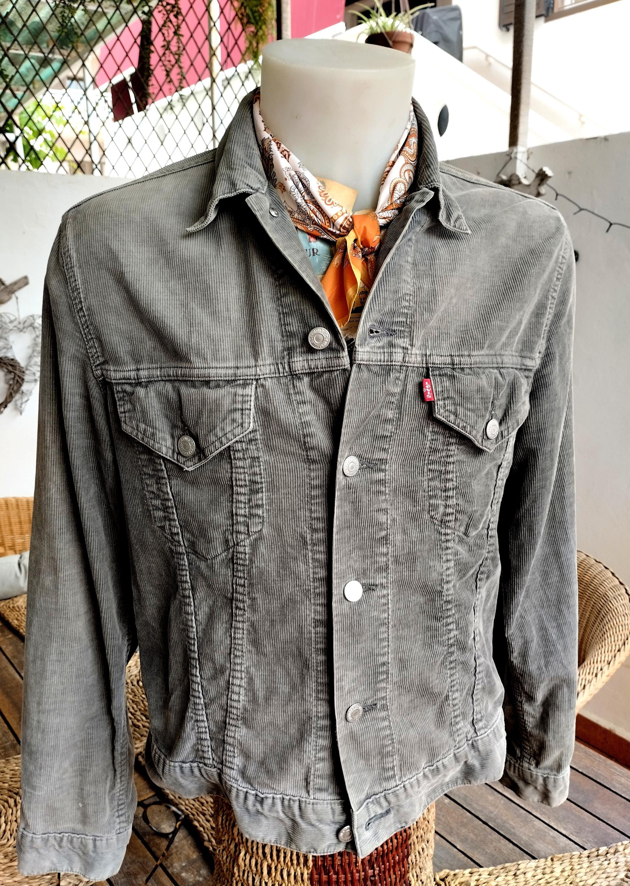 Vintage Levi's 70500, Corduroy Trucker Jacket. Sz.l Excellent