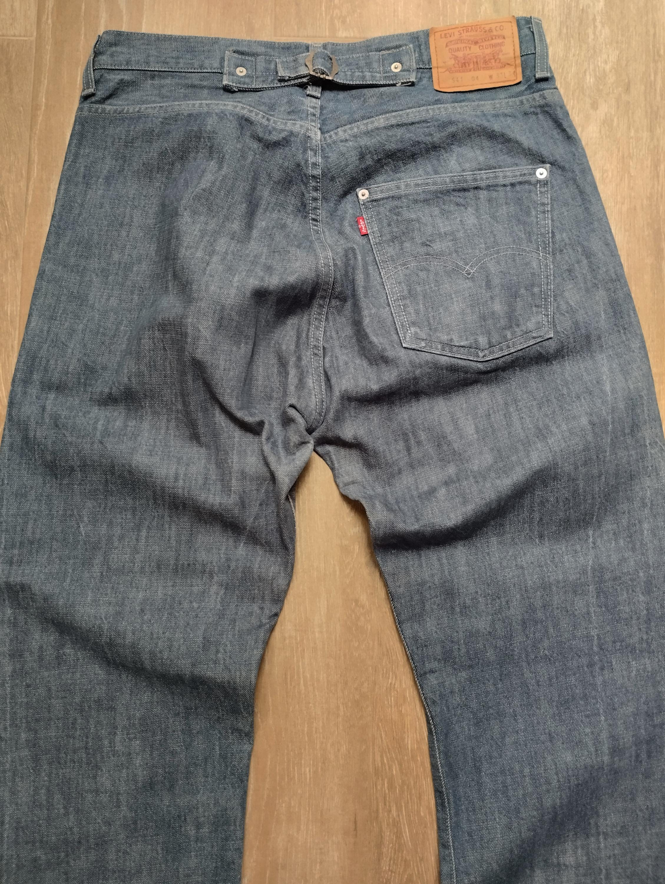 Original Vintage Levi's Cinch Back,541 Loose Fit Jeans.. Sz