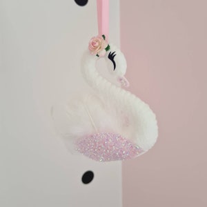 Felt Swan, pink Swan, glitter Swan, Swan decor, girls bedroom decor, baby shower gift, Swan nursery, swan hanging ornament, Swan Princess