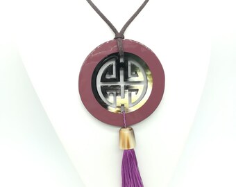 Longevity Buffalo horn pendant; Outside lacquering; 9cm in diameter; Highly polishing pendant; Light weight; Adjustable cord [LG-002]