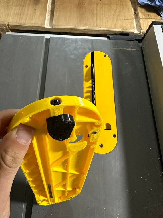 Zero clearance plate for dewalt table saw discount