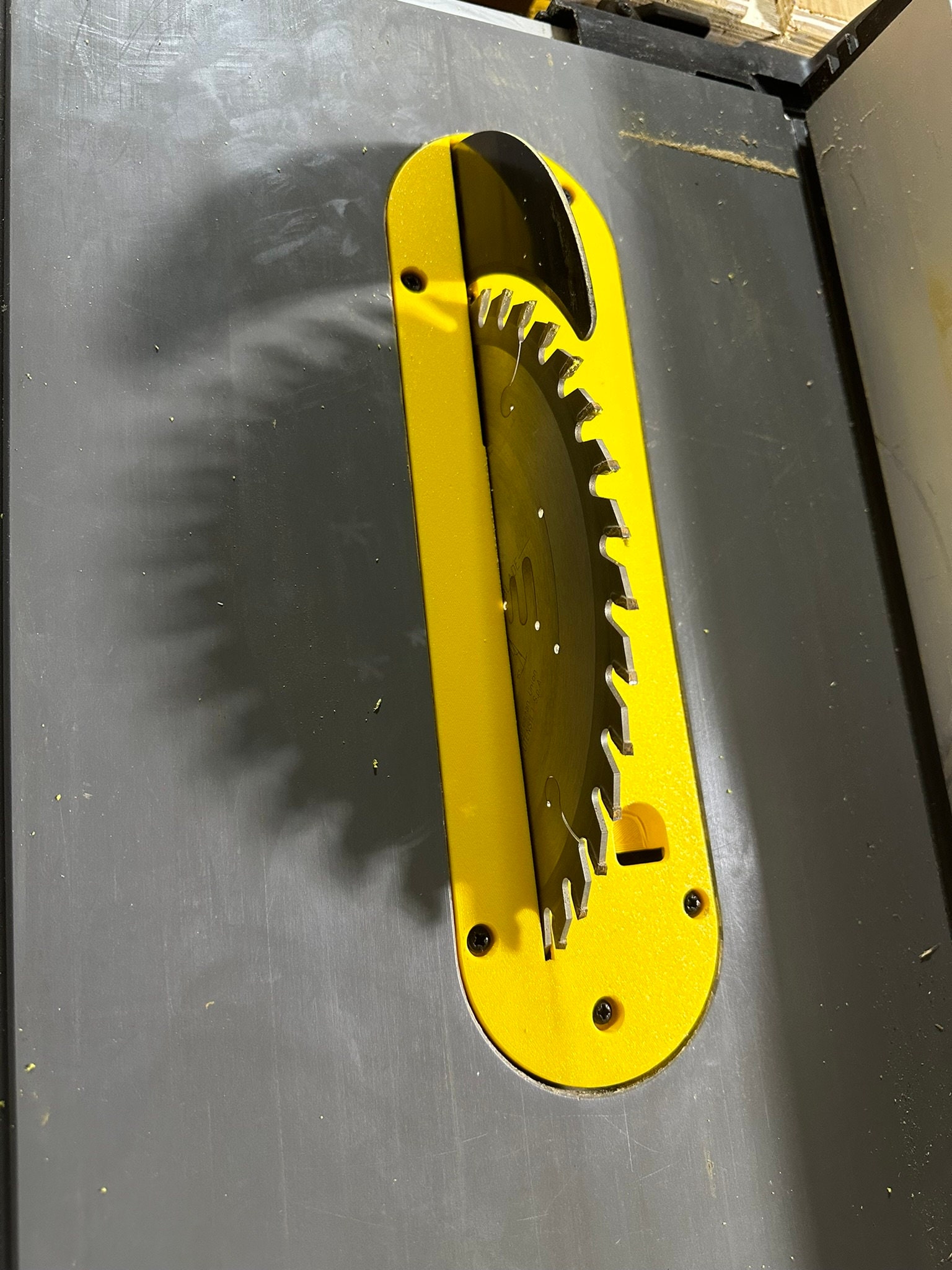Insert Zéro Dégagement Pour Scie Sur Table DeWalt - Imprimé 3D PLA - Compatible DWE7492, DW745...