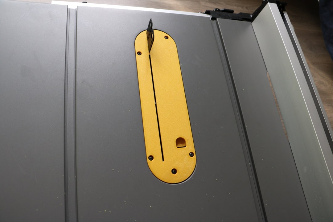 Jeu De 4 Balais De Charbon Pour Scie Sur Table DeWalt DW745, DWE7480, DWE7490 – Pièce Remplacement