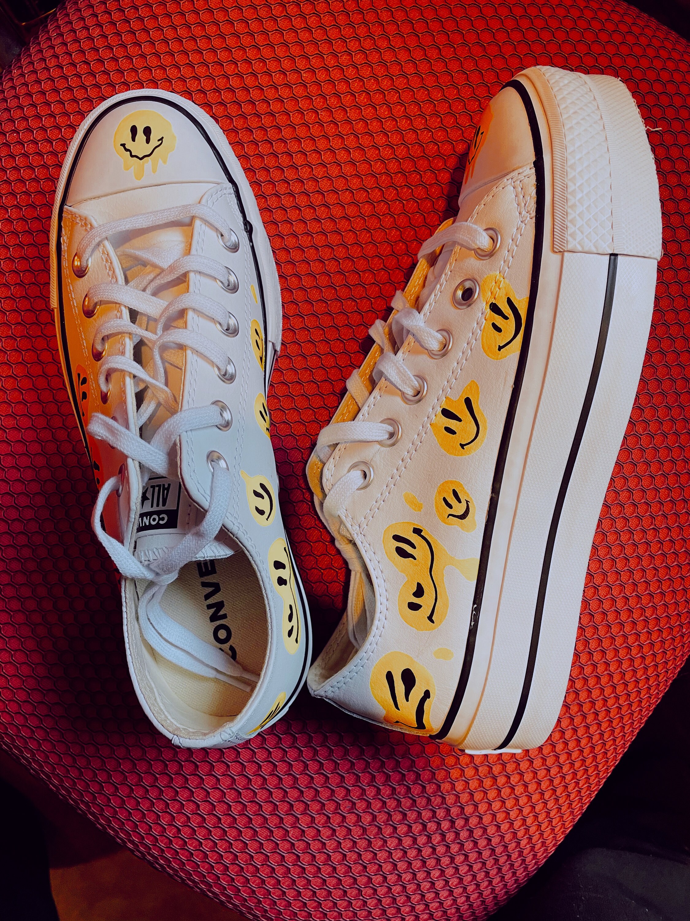 Converse with cheap red face