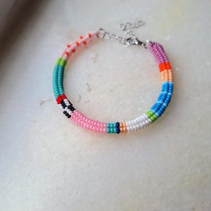 Handwoven Pastel Beaded Bracelet – Glass Seed Bead Bracelet, Colorful Minimal Jewelry, Cute Gift for Her, Ankle Bracelet