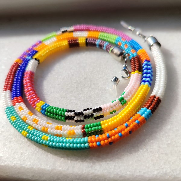 Sautoir coloré, Colliers de perles faits main, Cadeau pour la fête des Mères, Accessoires maman, Bijoux fins, Collier d'été, Cadeau pour elle, Unique