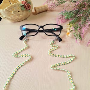 Brillenketting bloem, cadeau voor moeder, accessoires vrouwen, brilketting, lenzenvloeistofketting, glazenketting kralen, leuk cadeau haar, madeliefje cadeau