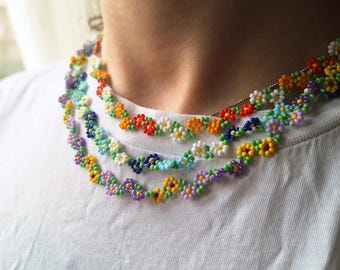 Handmade Glass Seed Bead Daisy Necklace, Minimalist Boho Summer Jewelry