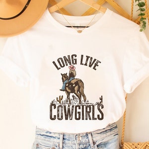 Retro Cowgirl Shirt, Rodeo Shirt, Western Girl Shirt, Country Girl Shirt, Nashville Shirt, Western Bachelorette Shirt