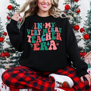 In meinem Verry fröhlichen Lehrer Era Shirt, Holly Jolly Lehrer Weihnachten T-Shirt, Frohe Weihnachten Pullover, Weihnachtslehrer Hoodie, Weihnachtsgeschenk für Lehrer