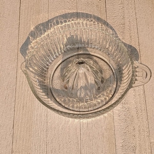 Vintage Glass Citrus Juicer