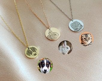 Personalized necklace with pet portrait• Pet engraving with 15 mm pendant• Pet memorial jewelry, customizable gift