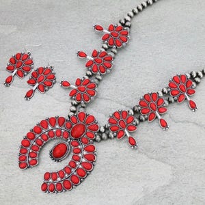 Collana di zucca rossa