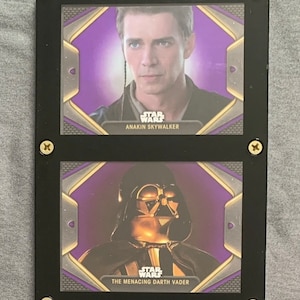 2023 Topps Obi-Wan Kenobi Temporada 1 Conjunto de cartas colecionáveis emolduradas de 2 Darth Vader Anakin Skywalker Variação roxa Star Wars